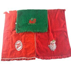 Vintage Christmas Hand Towels 3 Pc Red Green Santa Sleigh Cotton Taiwan 18x10